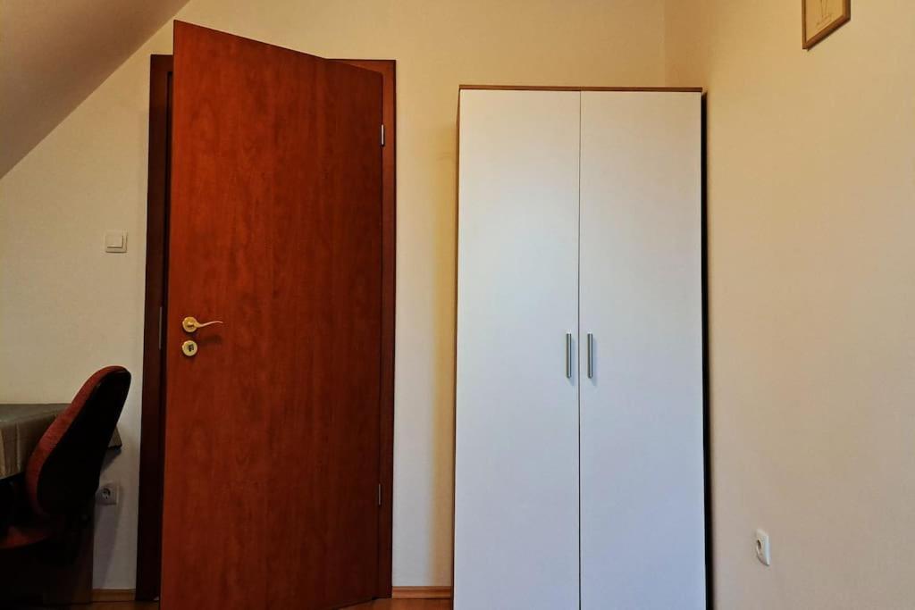 Zoeld Orom Apartman Lakas Göd Exterior foto